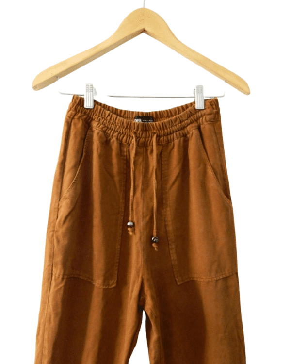 Pantalón Jogger Zara Marrón Bajo Puño