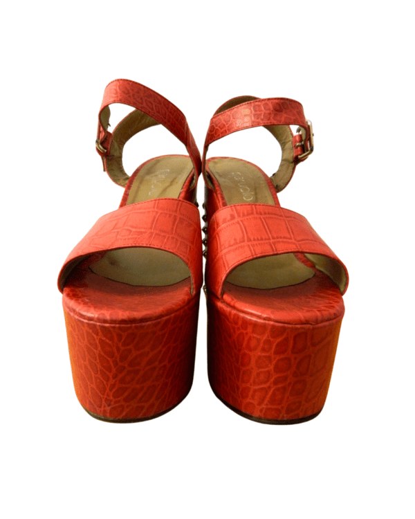 Sandalias Paruolo rojas con tachas