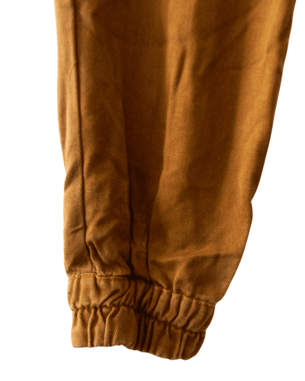 Pantalón Jogger Zara Marrón Bajo Puño