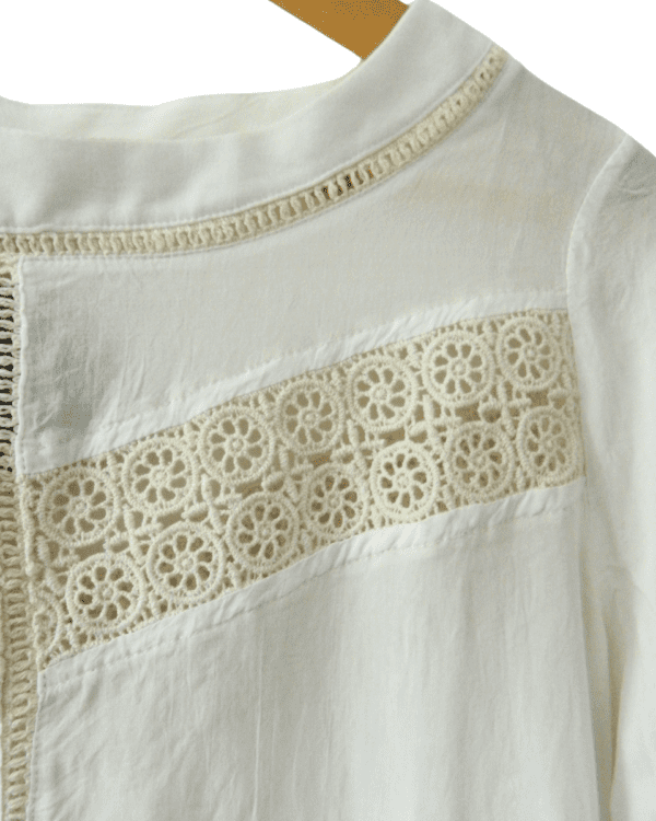 Blusa Wanama con Puntilla Bordada