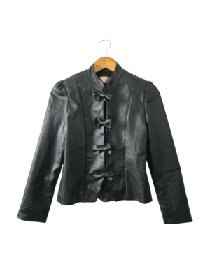 Chaqueta China by Antolin Cuero Sintético Brillosa con Moños T. S